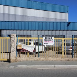 Vente Bâtiment Industriel 617M² Za Camp Laurent La Seyne 1