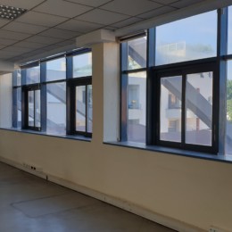 Vente Ensemble Immobilier Bureaux 2096M² 58 Parkings La Seyne 83500 Antoine Viallet 2