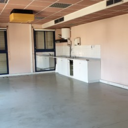 Vente Ensemble Immobilier Bureaux 2096M² 58 Parkings La Seyne 83500 Antoine Viallet 7